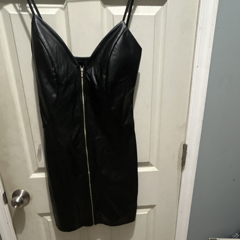 HUE Mode Black Faux Leather V-Neck Zip Front Bodycon Knee Length Dress L